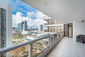 Stunning Balcony Views 3 Bedroom