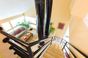 Gorgeous 2 Bedroom Sanctuary With Hot Tub