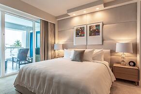 Luxury Condo on the Beach