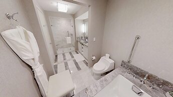 Luxury Condo on the Beach