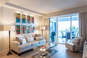 Luxury Condo on the Beach