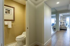 Luxury Condo on the Beach