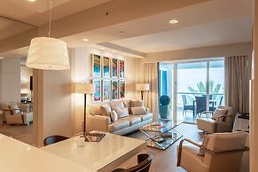 Luxury Condo on the Beach