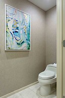 Oceanview Condo in Central Beach