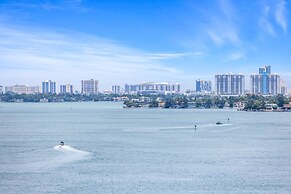 High-rise Comfort With Balcony and Pool