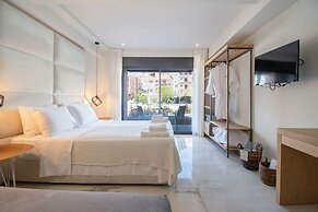 Thetis Boutique Apartments