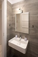 Blue Ark Lavish Sauna Suite