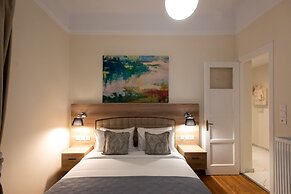 Blue Ark Lavish Sauna Suite