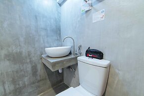 RedDoorz Plus @ Danlig Street Makati