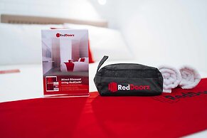 RedDoorz Plus @ Danlig Street Makati