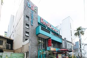 RedDoorz Plus @ Danlig Street Makati