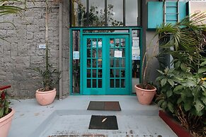 RedDoorz Plus @ Danlig Street Makati