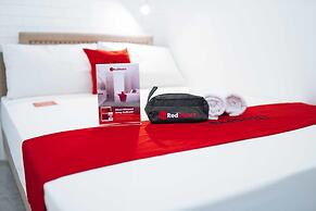 RedDoorz Plus @ Danlig Street Makati