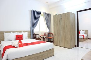 RedDoorz Plus near Bai Truoc