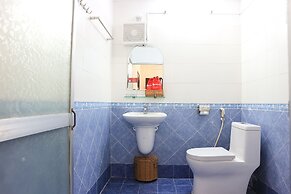 RedDoorz Plus near Bai Truoc