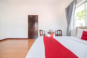 RedDoorz Plus near Bai Truoc