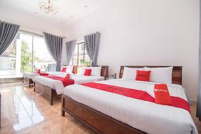 RedDoorz Plus near Bai Truoc