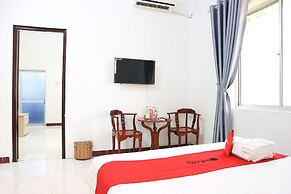 RedDoorz Plus near Bai Truoc