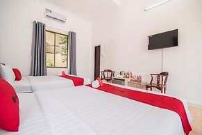 RedDoorz Plus near Bai Truoc