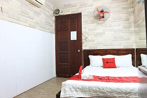 RedDoorz @ Cong Hoa Street