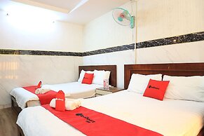 RedDoorz @ Cong Hoa Street
