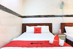 RedDoorz @ Cong Hoa Street