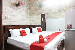 RedDoorz @ Cong Hoa Street