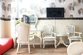 RedDoorz @ Cong Hoa Street