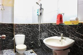 RedDoorz @ Cong Hoa Street