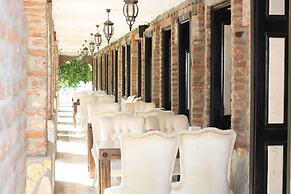 Antik Manastir Butik Otel