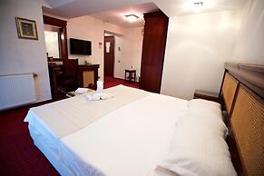 Hotel Bliss