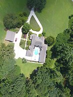 Pleasanton Courtyard B&B