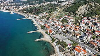 Apartment and Rooms Ana