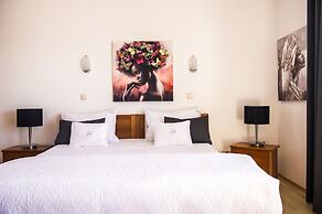 Apartment and Rooms Ana
