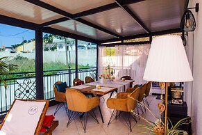 Apartment and Rooms Ana