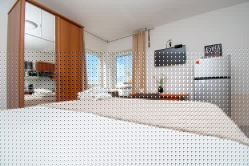 Apartment and Rooms Ana
