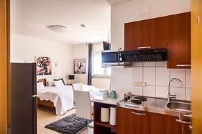 Apartment and Rooms Ana
