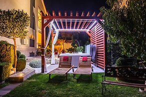 Apartment and Rooms Ana