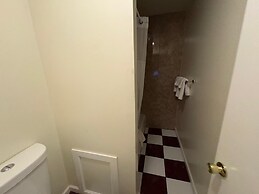 Dutch Motel By OYO Near Hershey Park