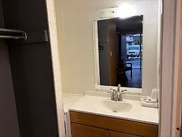 Dutch Motel By OYO Near Hershey Park