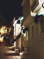 Mon Petit Hotel