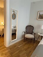 Mon Petit Hotel
