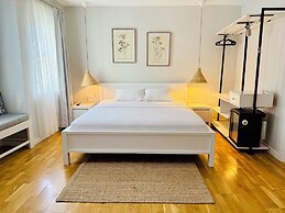 Mon Petit Hotel