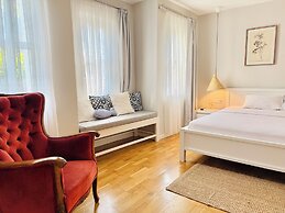 Mon Petit Hotel