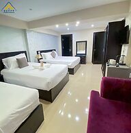 Egypt Pyramids Inn