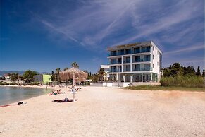 Hotel Kaneo