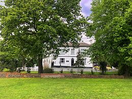 Stifford clays farm hotel