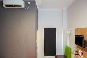 OYO 1111 Pasar Baru Inn