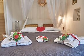 Abbraccio di Romeo e Giulietta