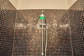 Abbraccio di Romeo e Giulietta